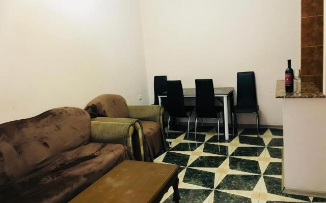 APARTMENT-68