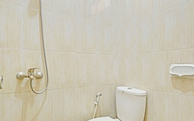 OYO 91596 Hotel Rajadani