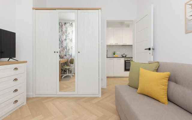 Business Apartment Warsaw by Renters
