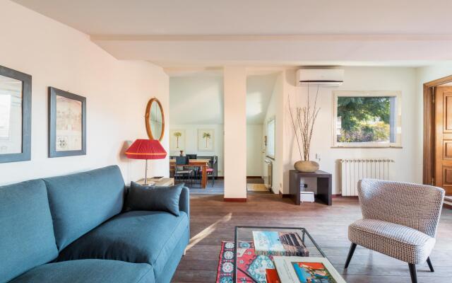 Trastevere Romantic Terraced Apartment