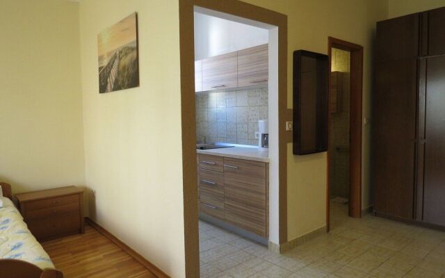 Apartment And Rooms Amenka