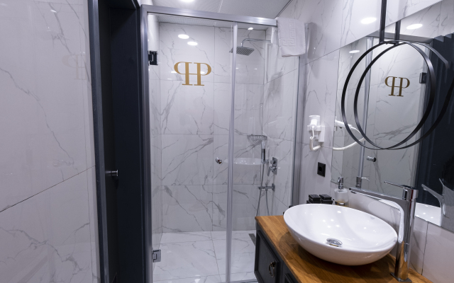 Ferman Port Hotel - Special Class