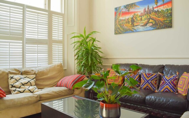 Flat In Central London