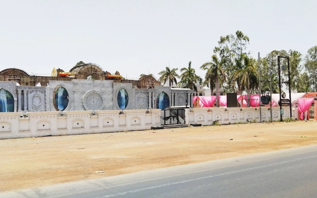 Oyo 39932 Sibbal Farms
