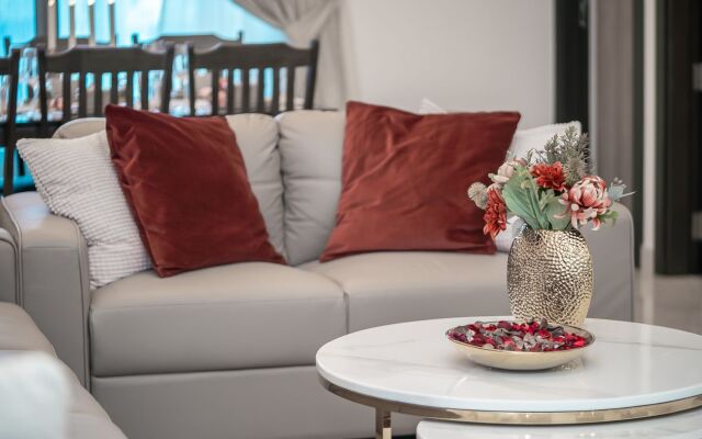 Apartment With Views In Business Bay Area