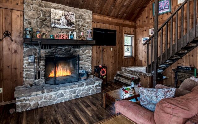 Cruthirds - Three Bedroom Cabin