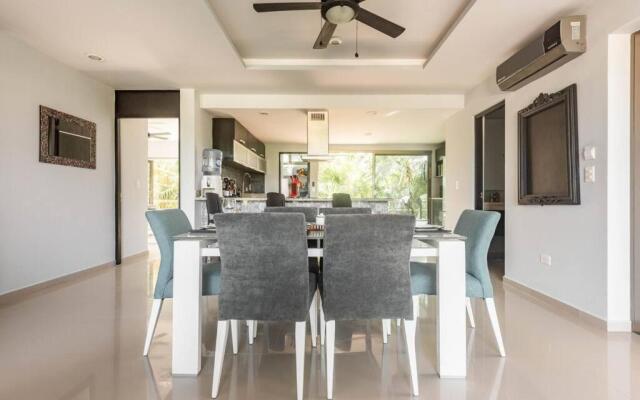 Peaceful & beautiful 3 min walking to the beach