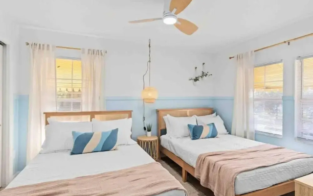 Super Boho - At Lake Toho's Water