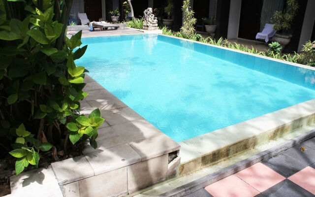 Kuta Beach Hostel