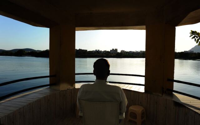 Shree Vilas Orchid - A Pichola Lake Facing Resort