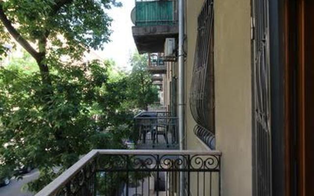 FlatsInYerevan In The City Center