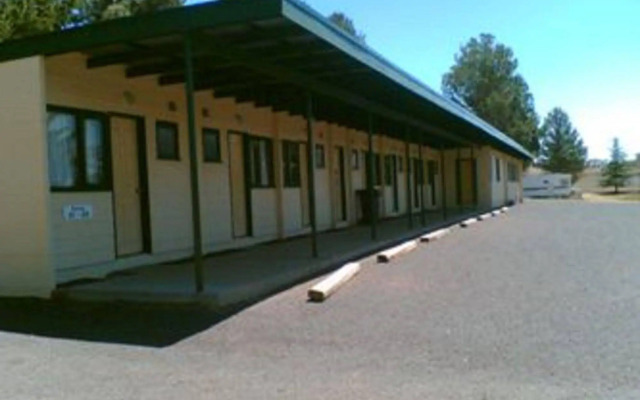 Southern Cross Motor Inn & Tourist Park
