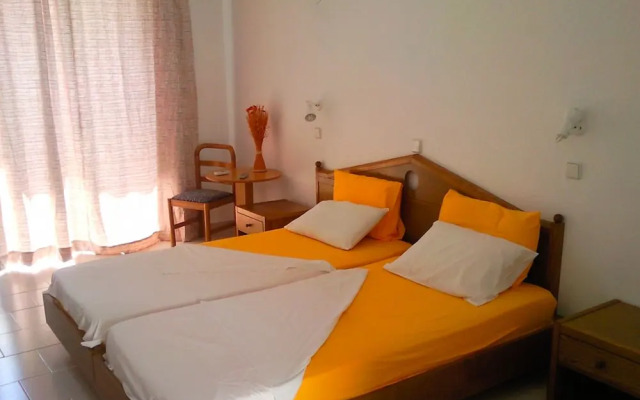 Room in Studio - Marvelous Studio in Front of the Beach