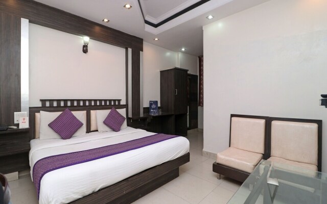 Hotel India Palace By OYO Rooms