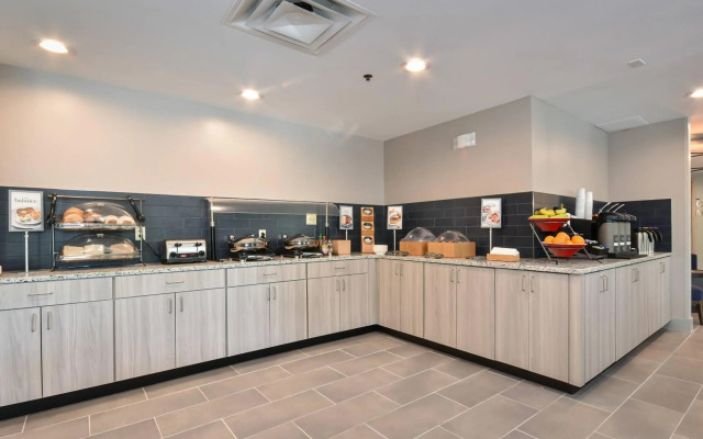 Fairfield Inn by Marriott Arrowood