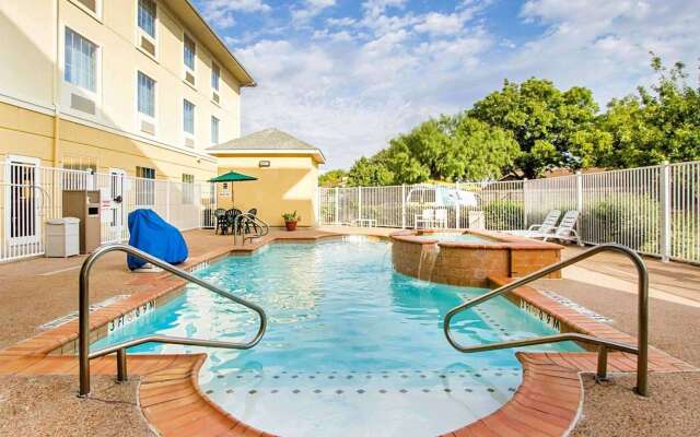 Comfort Suites Abilene Central