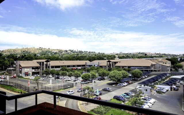 Urban Hip Hotels - The Nicol