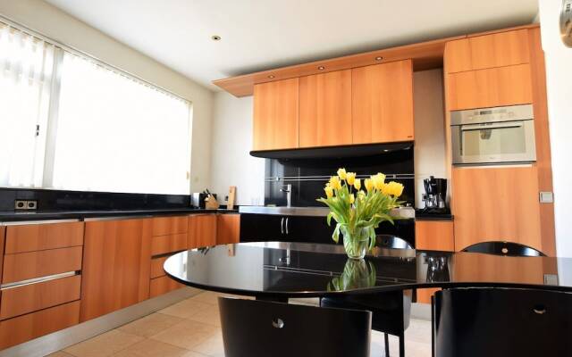 Holdiay Home in Den Helder with private terrace and garden