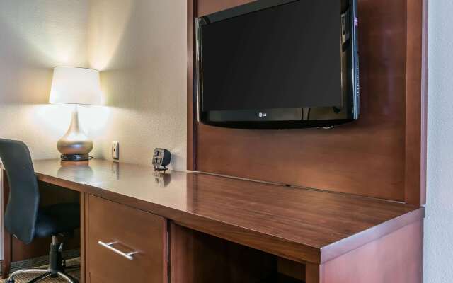 Comfort Suites Springfield I-70