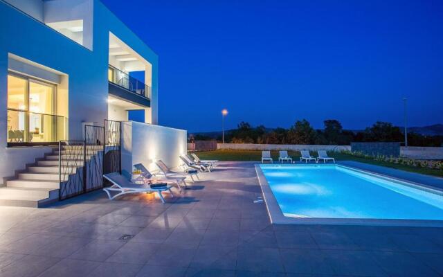 Villa Marijeta exclusive 5 star villa with 50sqm private pool, 6 bedrooms and playroom