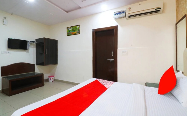 Oyo 40402 Hotel Kirandeep