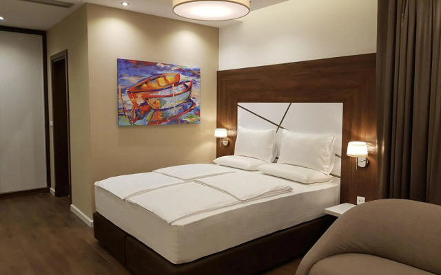 Perla Luxury