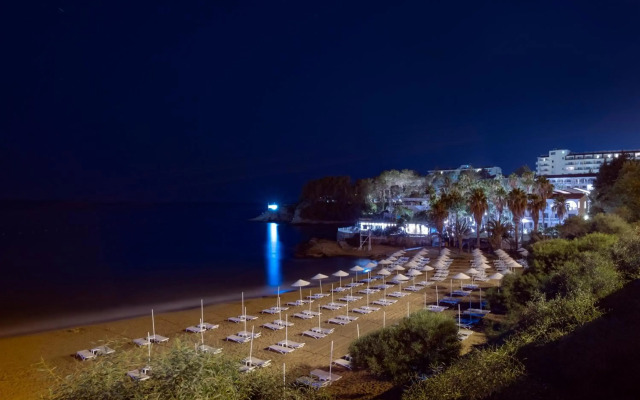 Utopia Beach Club