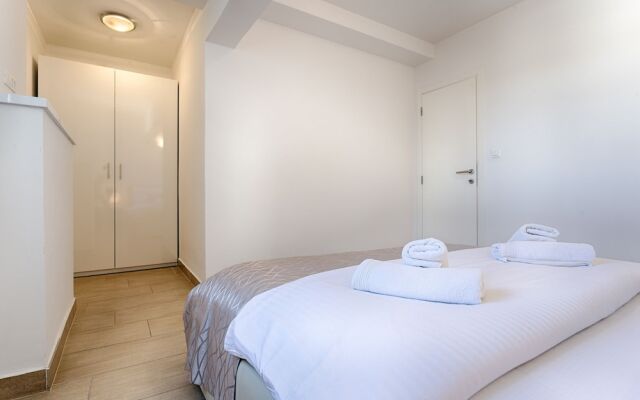 Adriatic Queen Residence