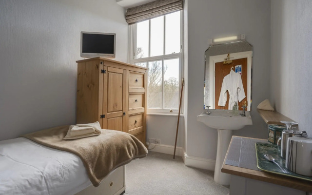 Lyndale Guest House
