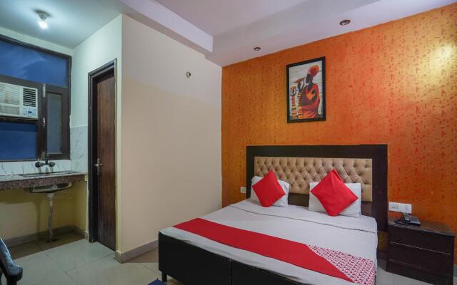 OYO 75463 Jkm Palace