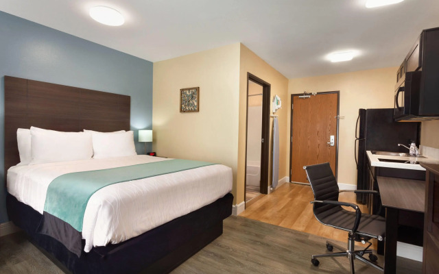 Hawthorn Extended Stay by Wyndham Saint Robert