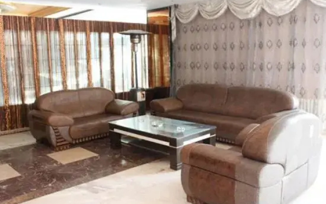 Fujiali Business Hotel