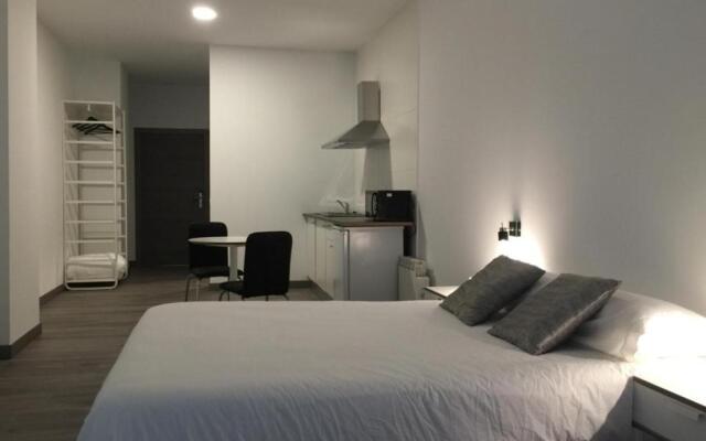 Room and Kitchen Bilbao