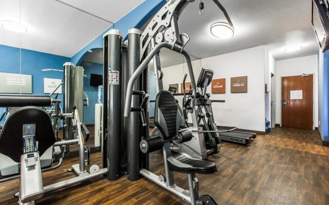 Comfort Suites Near Six Flags Magic Mountain