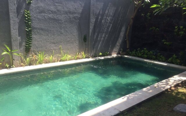 Kembang Sari Suites