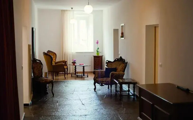B&B Vaja