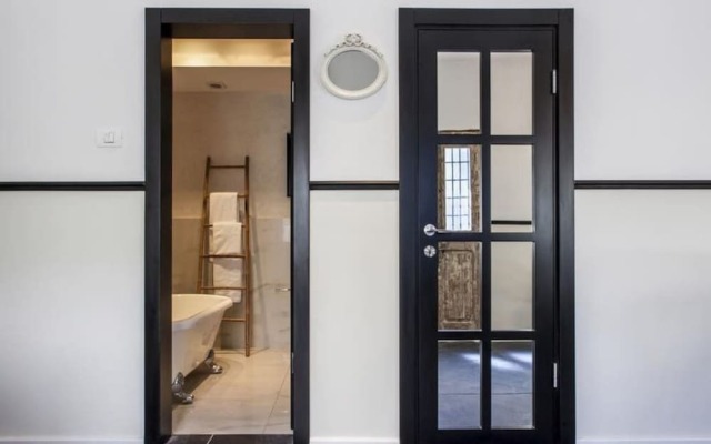 HolyGuest - Luxury & Design in Neve Tzedek