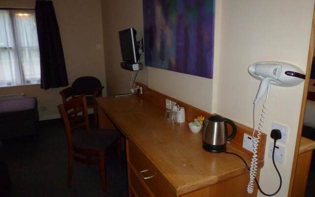 Wheatsheaf Hotel By Greene King Inns