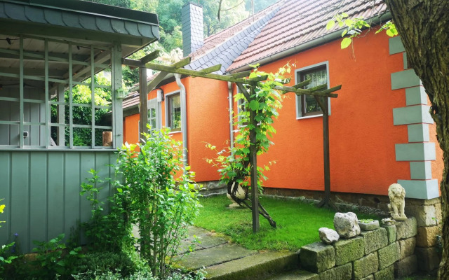 Ferienhaus Franz - an der Elbe, mit großem Garten