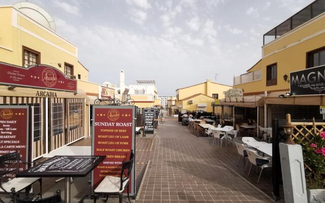 Home2Book Abime Sunny Apartment Golf del Sur, Pool