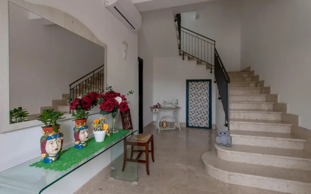 Villa Salemi With Pool