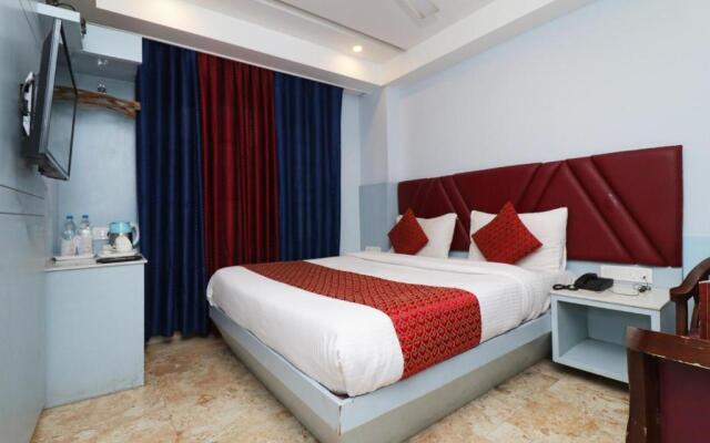 Hotel De Cruise - New Delhi Railway Station