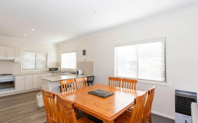 Alaska 1 8 Poley Cow Lane