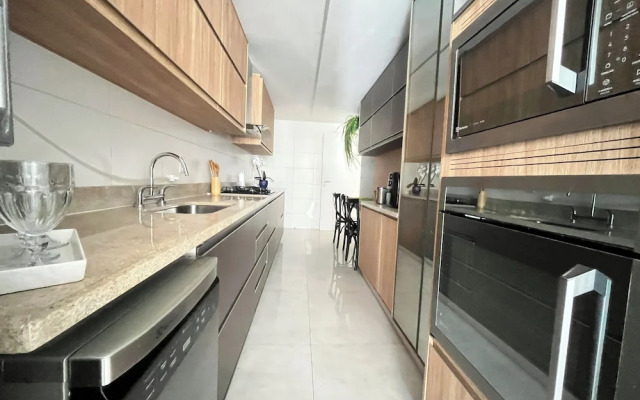 CM 304 - luxo conforto em frente ao mar