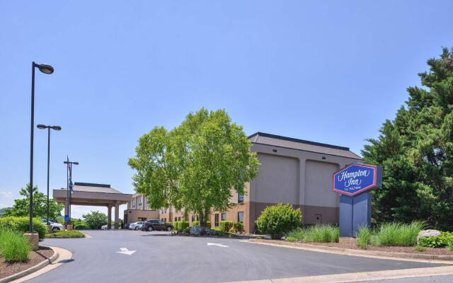 Hampton Inn Staunton