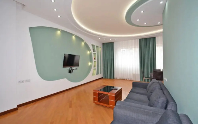 Apartments by Luxe Group DI64