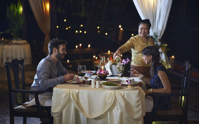 Santi Resort & Spa