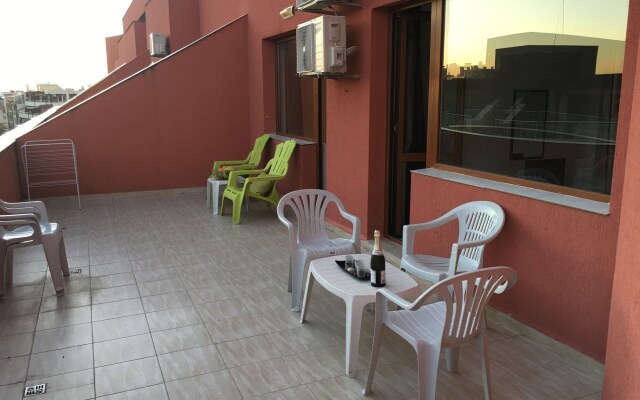 Beach Aparthotel Salt Lake