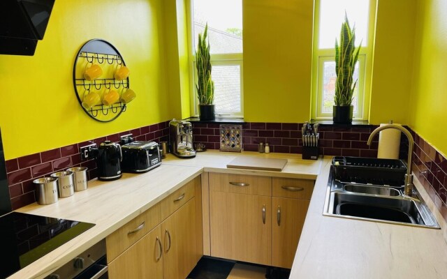 Captain Salazar Executive 2bed Penthouse Apartment