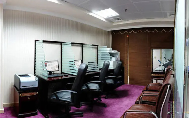 Comfort Inn Emirates
